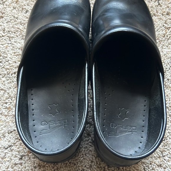 Danelle Professional Clog - Picture 2 of 3